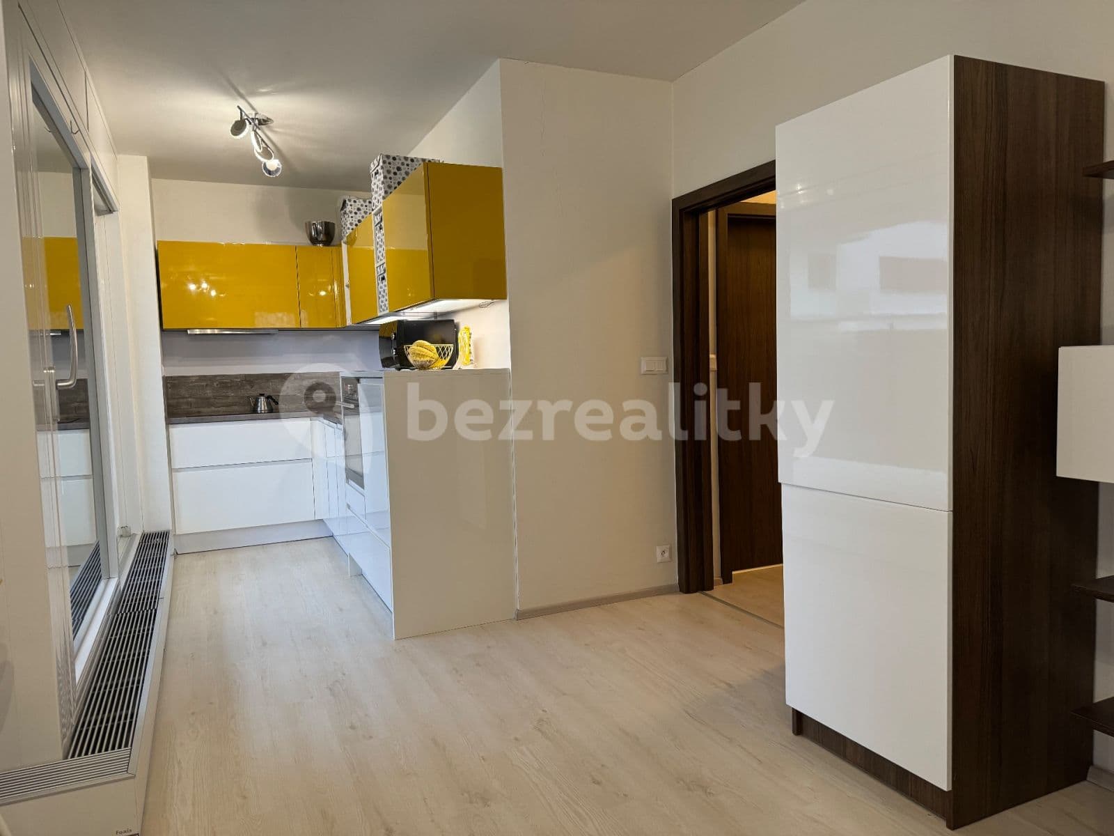2 bedroom with open-plan kitchen flat to rent, 80 m², Moskalykova, Brno, Jihomoravský Region 2 bedroom with open-plan kitchen flat to rent, 80 m², Moskalykova, Brno, Jihomoravský Region