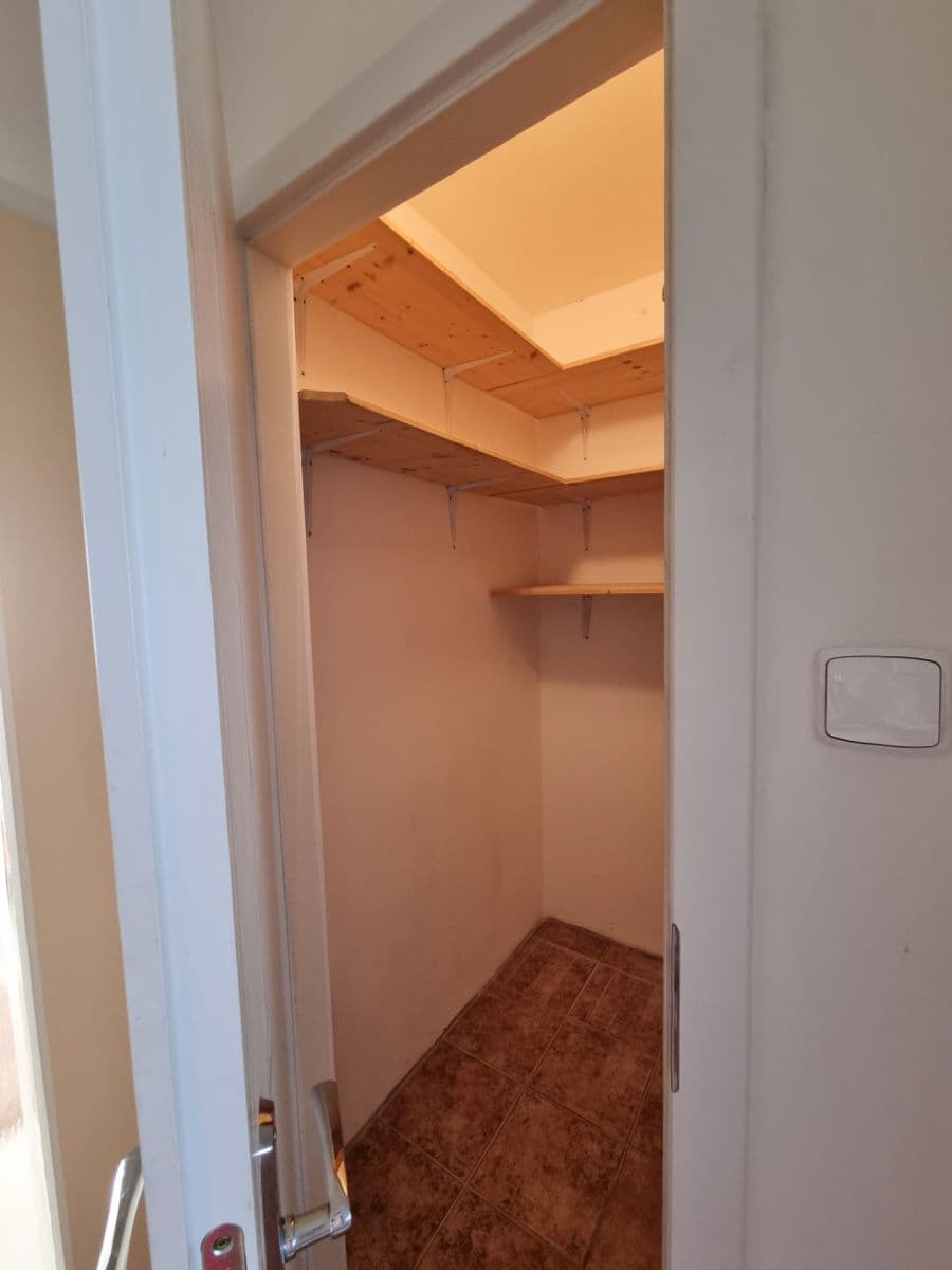 3 bedroom flat to rent, 68 m², Jerevanská, Kladno, Středočeský Region 3 bedroom flat to rent, 68 m², Jerevanská, Kladno, Středočeský Region