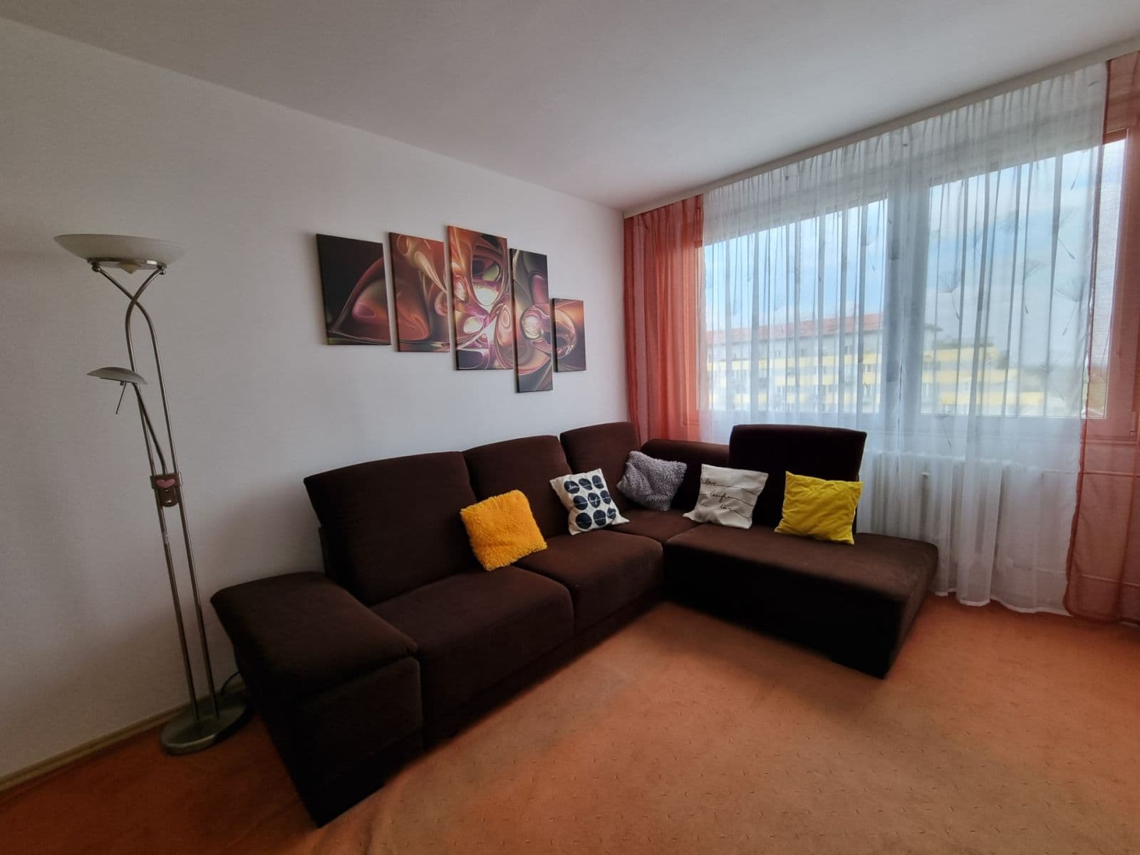 3 bedroom flat to rent, 68 m², Jerevanská, Kladno, Středočeský Region 3 bedroom flat to rent, 68 m², Jerevanská, Kladno, Středočeský Region