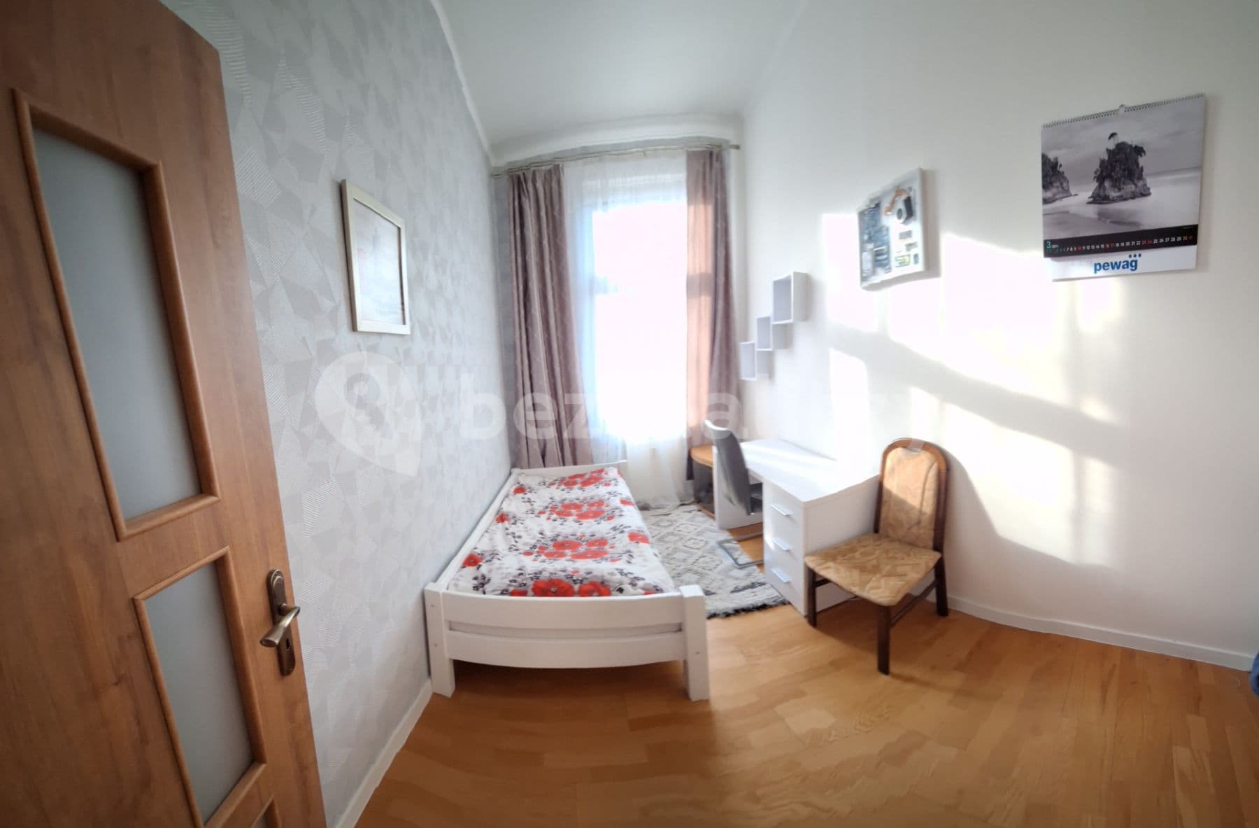 3 bedroom flat for sale, 77 m², Moravská, Karlovy Vary, Karlovarský Region