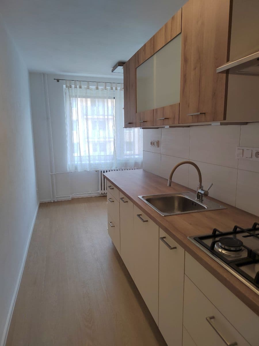 2 bedroom flat to rent, 56 m², Pražská, Znojmo, Jihomoravský Region 2 bedroom flat to rent, 56 m², Pražská, Znojmo, Jihomoravský Region