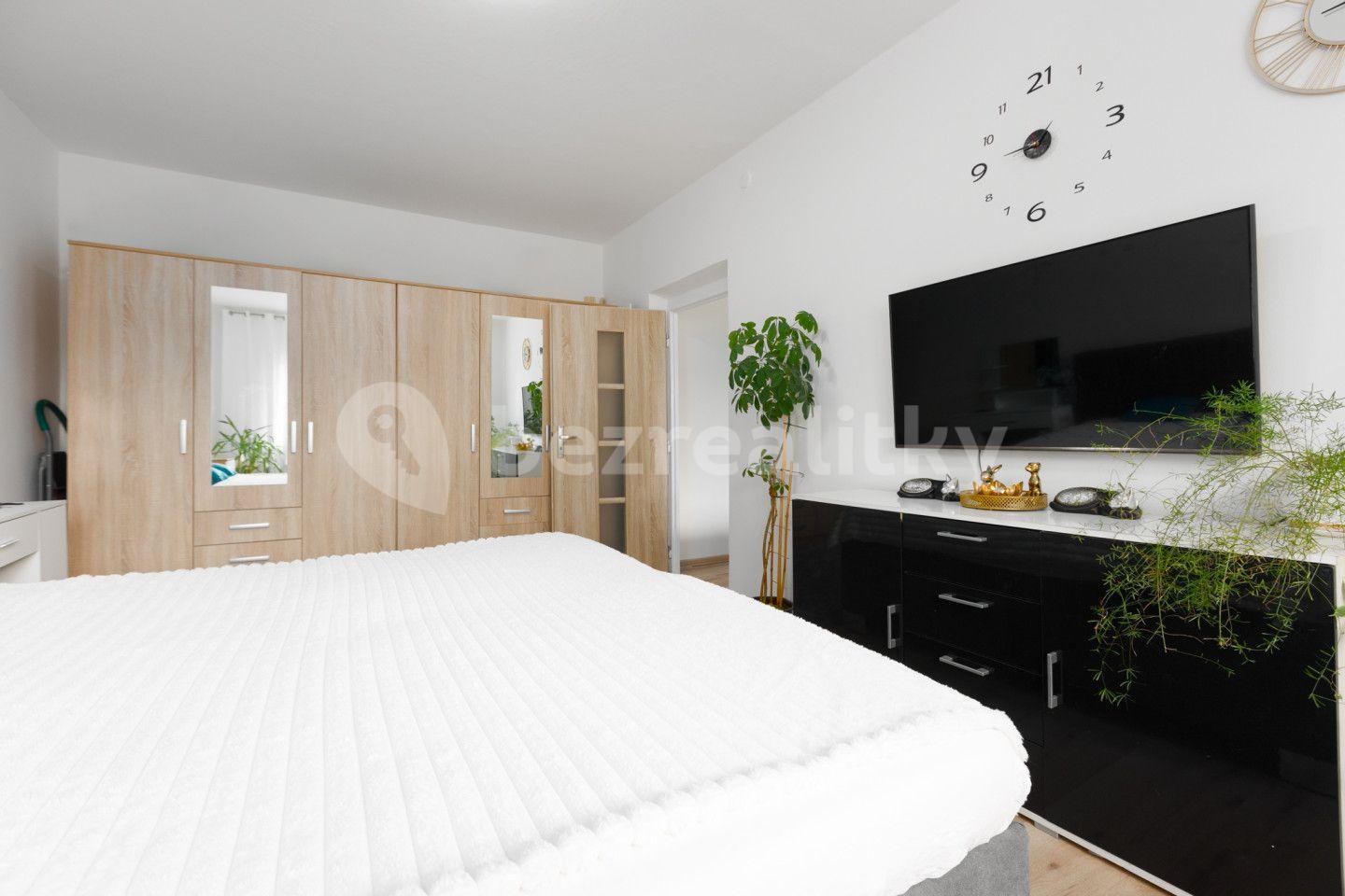 2 bedroom flat for sale, 57 m², Chomutovská, Kadaň, Ústecký Region