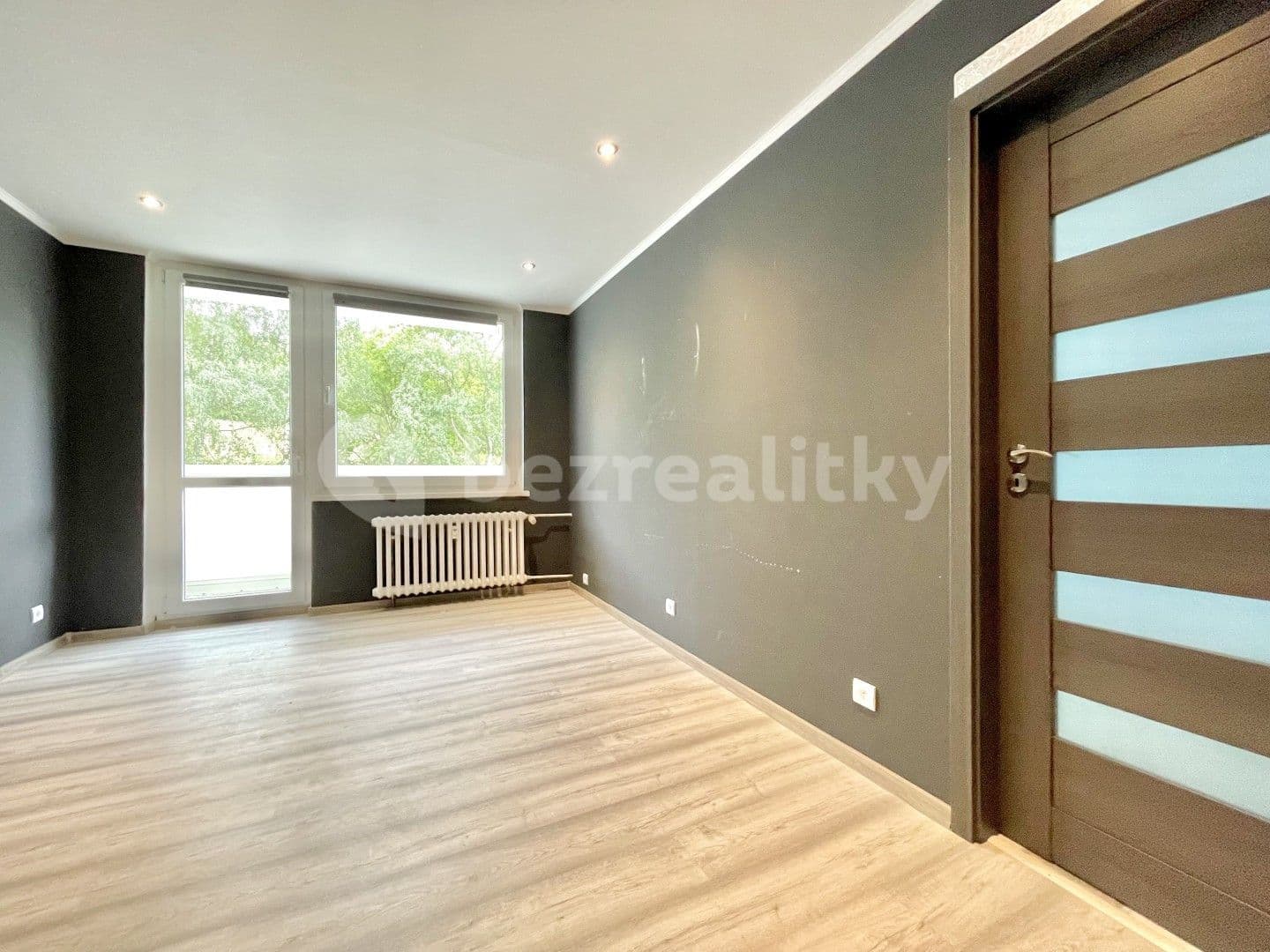 3 bedroom flat for sale, 73 m², Dukelských hrdinů, Krupka, Ústecký Region