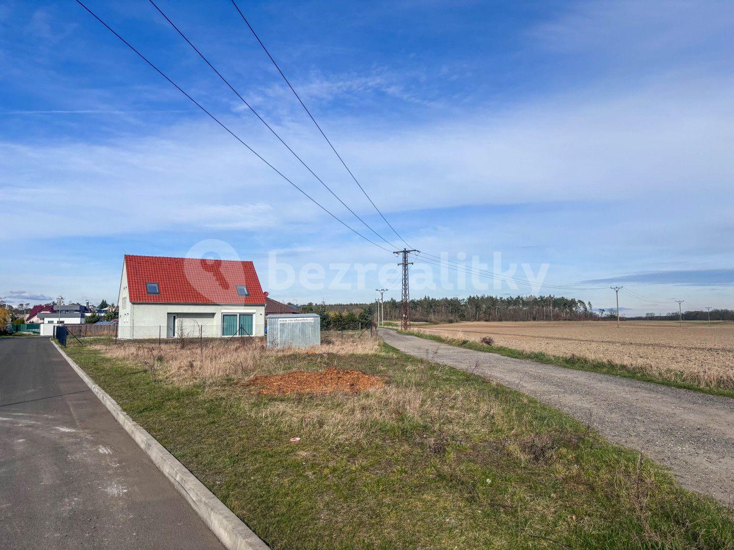 plot for sale, 680 m², Vědomice, Ústecký Region