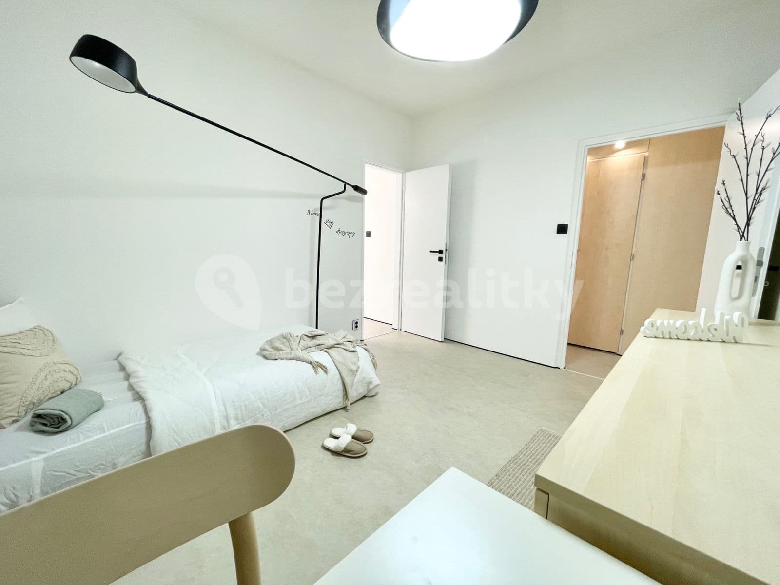3 bedroom with open-plan kitchen flat for sale, 64 m², Sousedská, Plzeň, Plzeňský Region