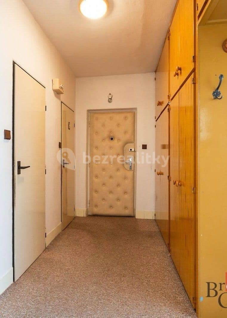 3 bedroom flat for sale, 72 m², Počernická, Prague, Prague