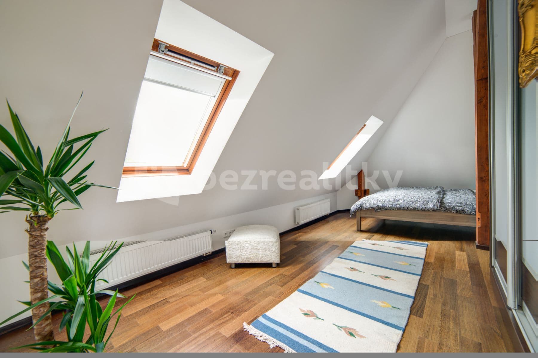 2 bedroom with open-plan kitchen flat to rent, 70 m², Masarykova, Nosislav, Jihomoravský Region