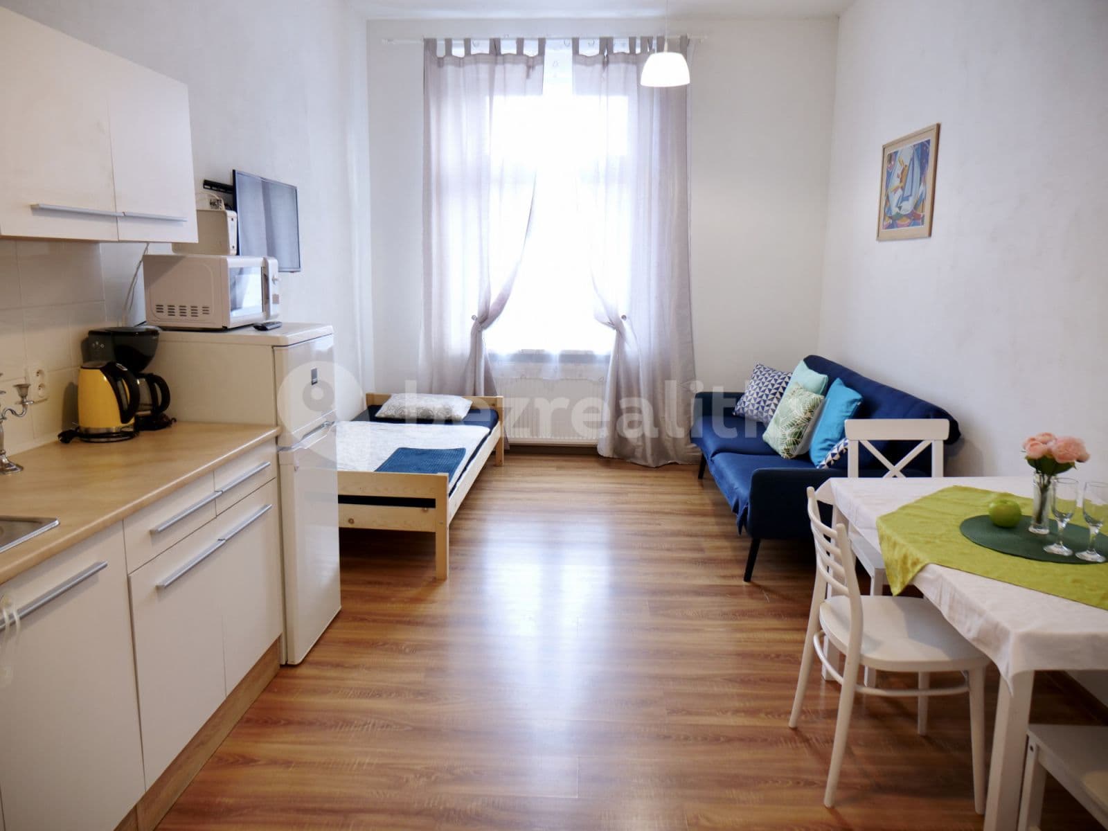 Studio flat to rent, 48 m², Ruská, Teplice, Ústecký Region