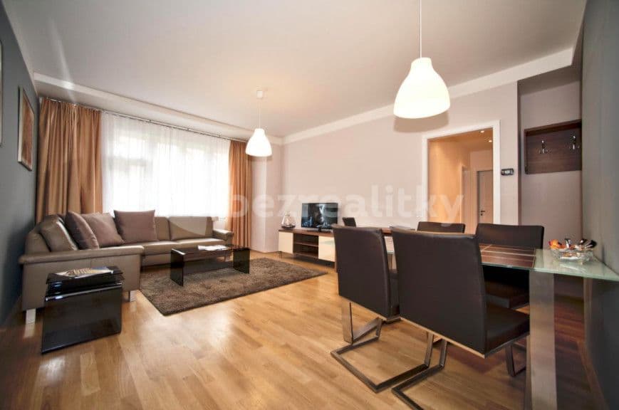2 bedroom with open-plan kitchen flat to rent, 86 m², Krocínova, Prague, Prague