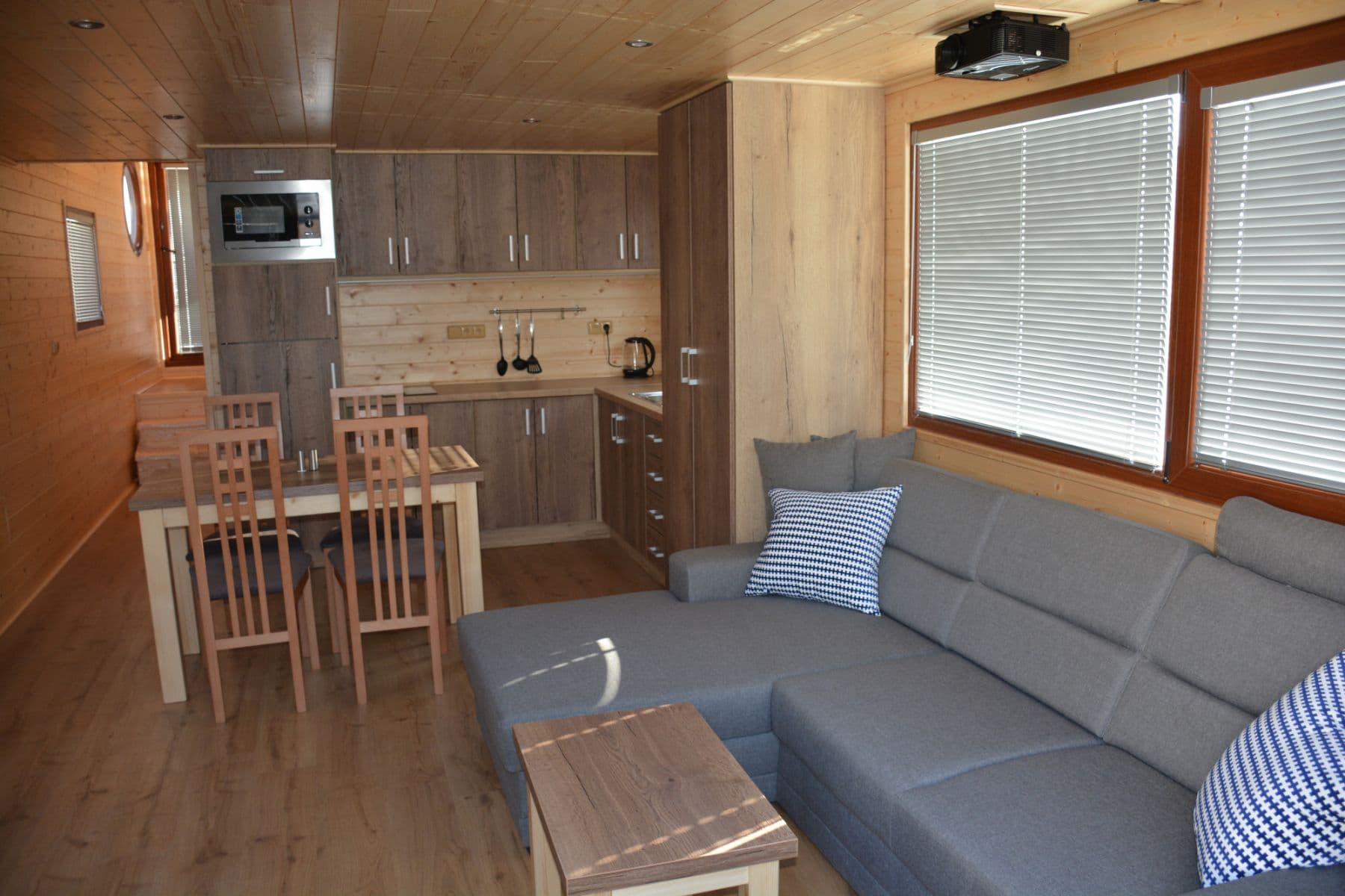 flat to rent, 36 m², Sanderova, Prague, Prague flat to rent, 36 m², Sanderova, Prague, Prague