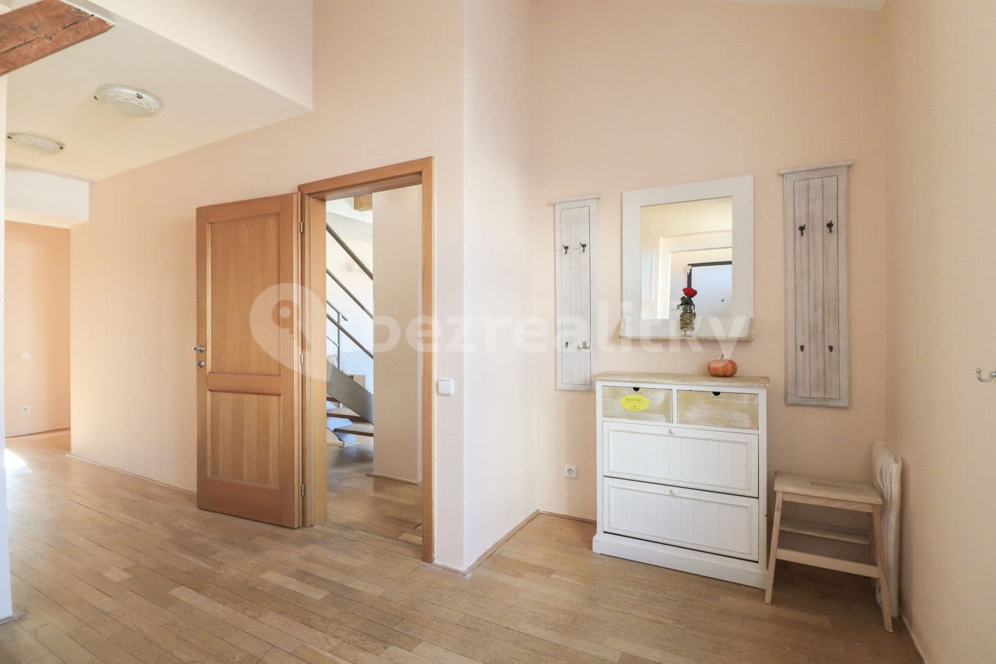 3 bedroom with open-plan kitchen flat for sale, 140 m², Zborovská, Prague, Prague