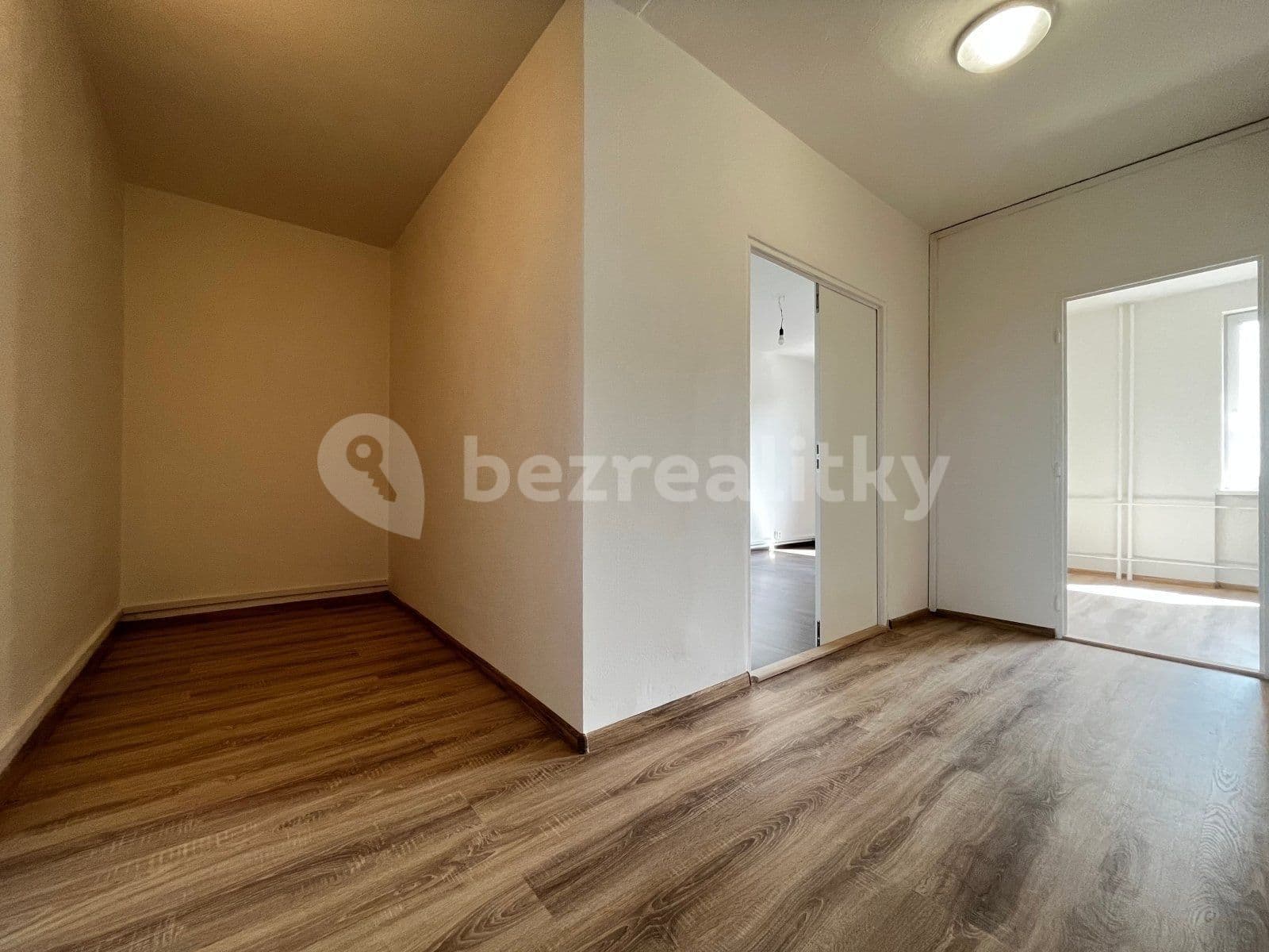 3 bedroom flat to rent, 78 m², Ke Studánce, Orlová, Moravskoslezský Region
