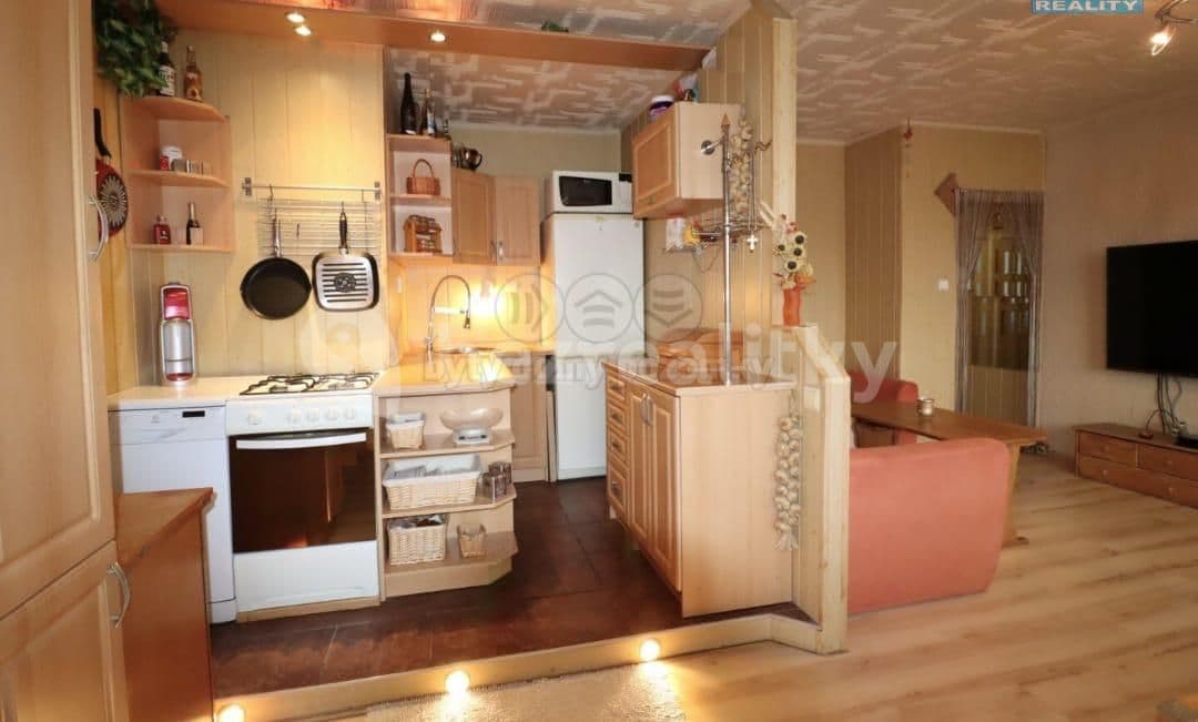 3 bedroom flat to rent, 70 m², K. H. Borovského, Most, Ústecký Region