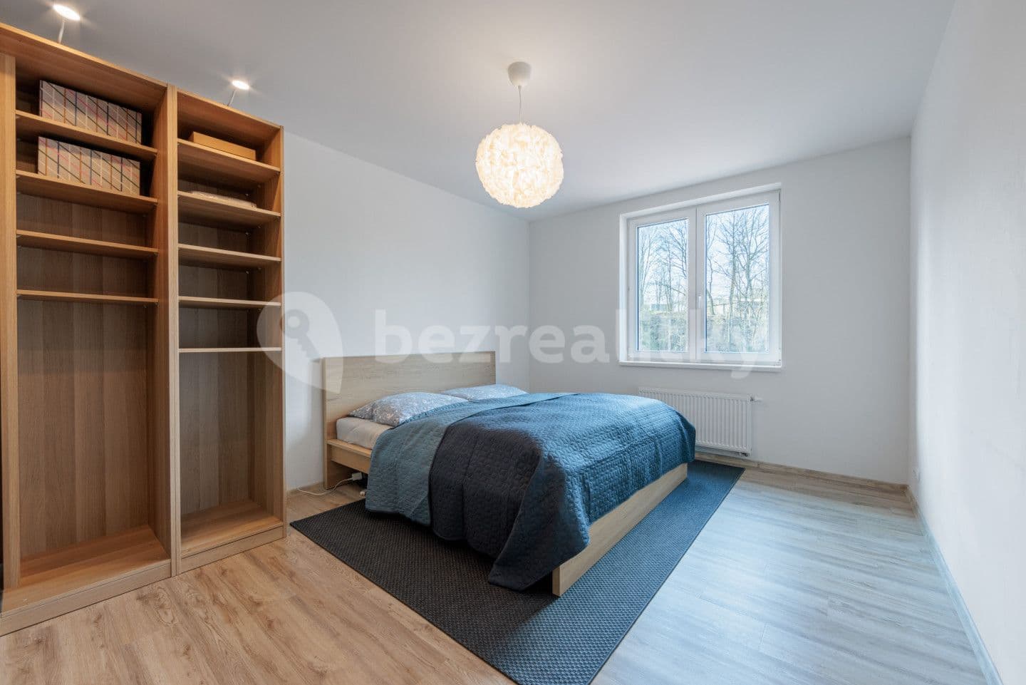 3 bedroom with open-plan kitchen flat for sale, 119 m², Břehnická, Cheb, Karlovarský Region