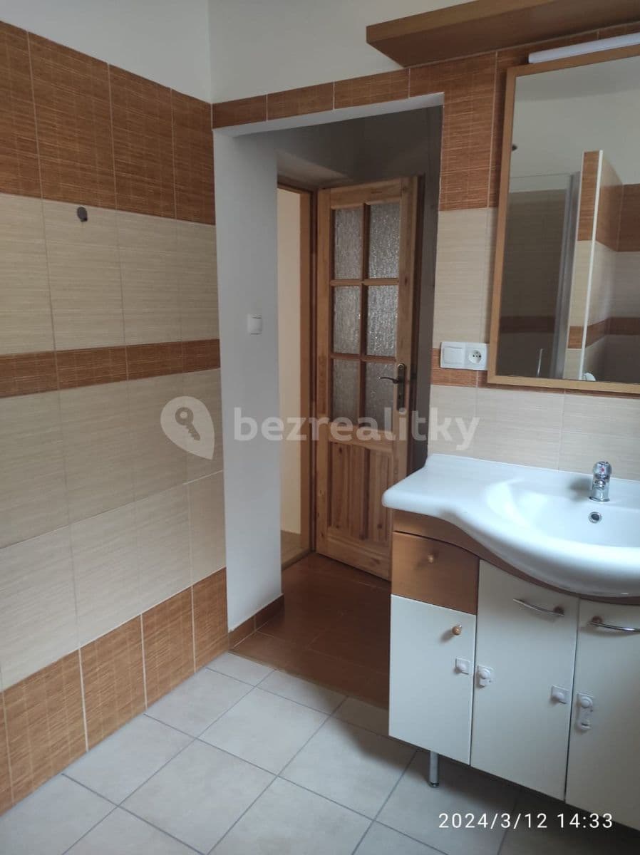 2 bedroom flat to rent, 58 m², Na Pěšinách, Prague, Prague 2 bedroom flat to rent, 58 m², Na Pěšinách, Prague, Prague