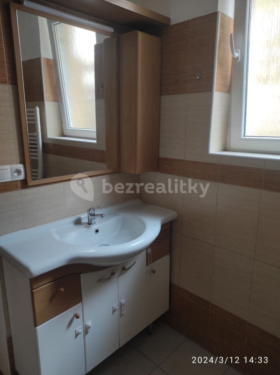 2 bedroom flat to rent, 58 m², Na Pěšinách, Prague, Prague 2 bedroom flat to rent, 58 m², Na Pěšinách, Prague, Prague