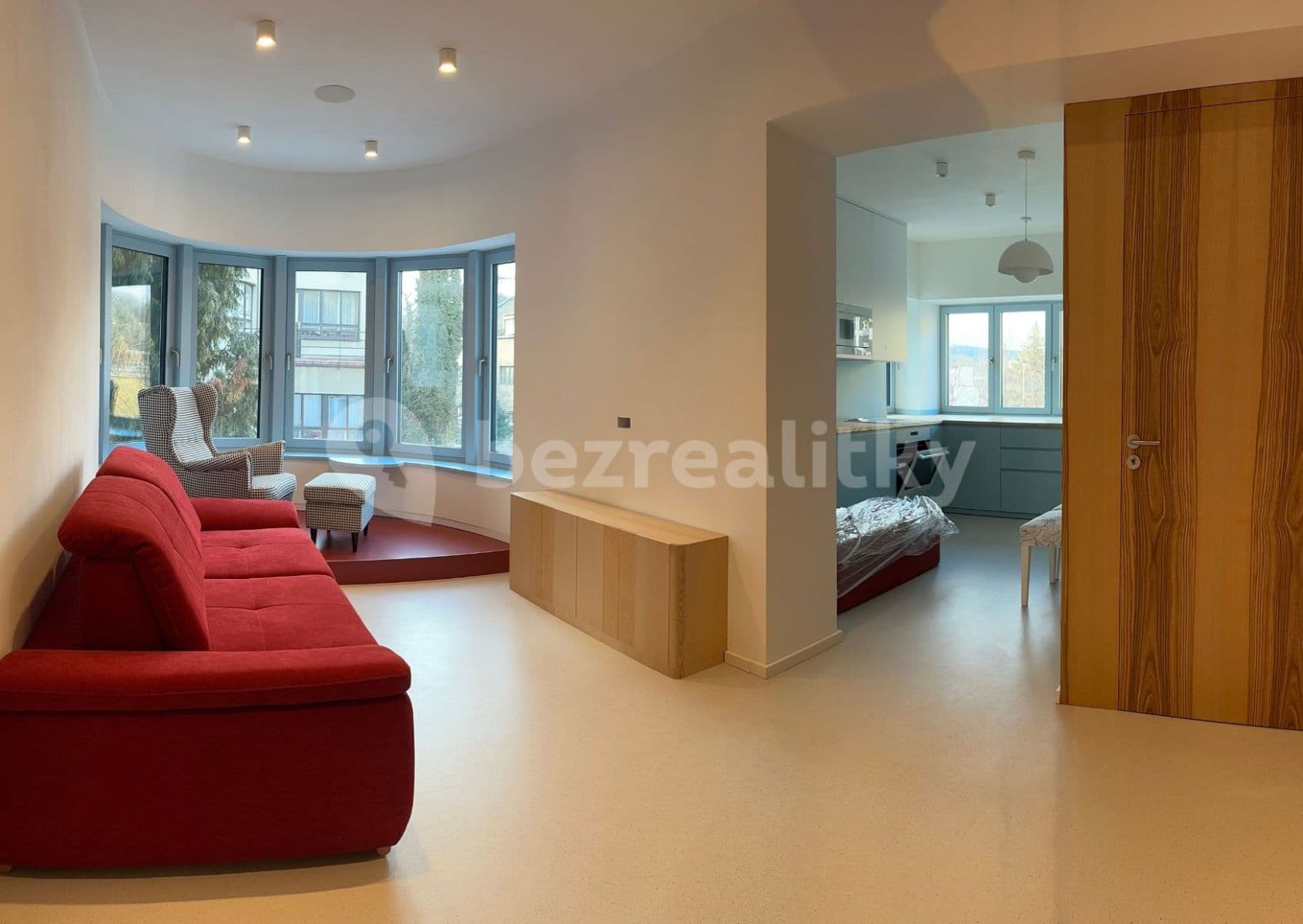 1 bedroom with open-plan kitchen flat to rent, 49 m², Svátkova, Prague, Prague