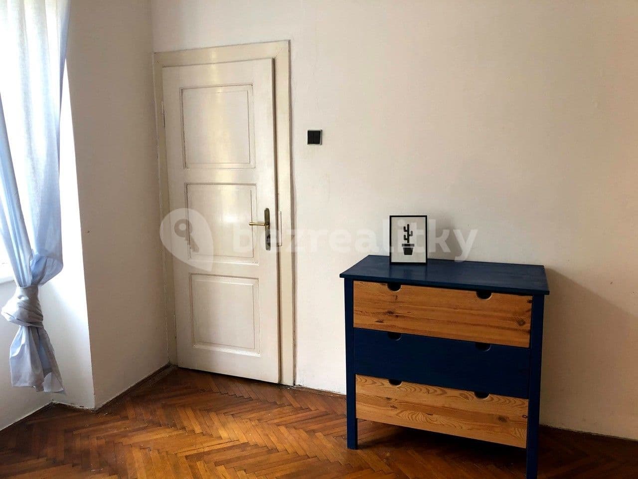 1 bedroom with open-plan kitchen flat to rent, 48 m², Jičínská, Prague, Prague 1 bedroom with open-plan kitchen flat to rent, 48 m², Jičínská, Prague, Prague