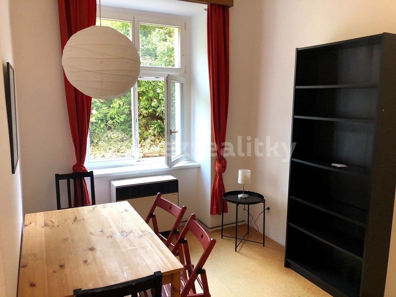 1 bedroom with open-plan kitchen flat to rent, 48 m², Jičínská, Prague, Prague 1 bedroom with open-plan kitchen flat to rent, 48 m², Jičínská, Prague, Prague