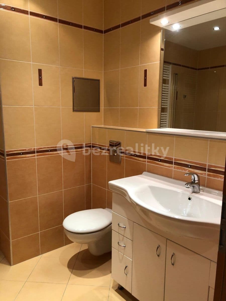 Studio flat to rent, 32 m², Milotická, Prague, Prague Studio flat to rent, 32 m², Milotická, Prague, Prague