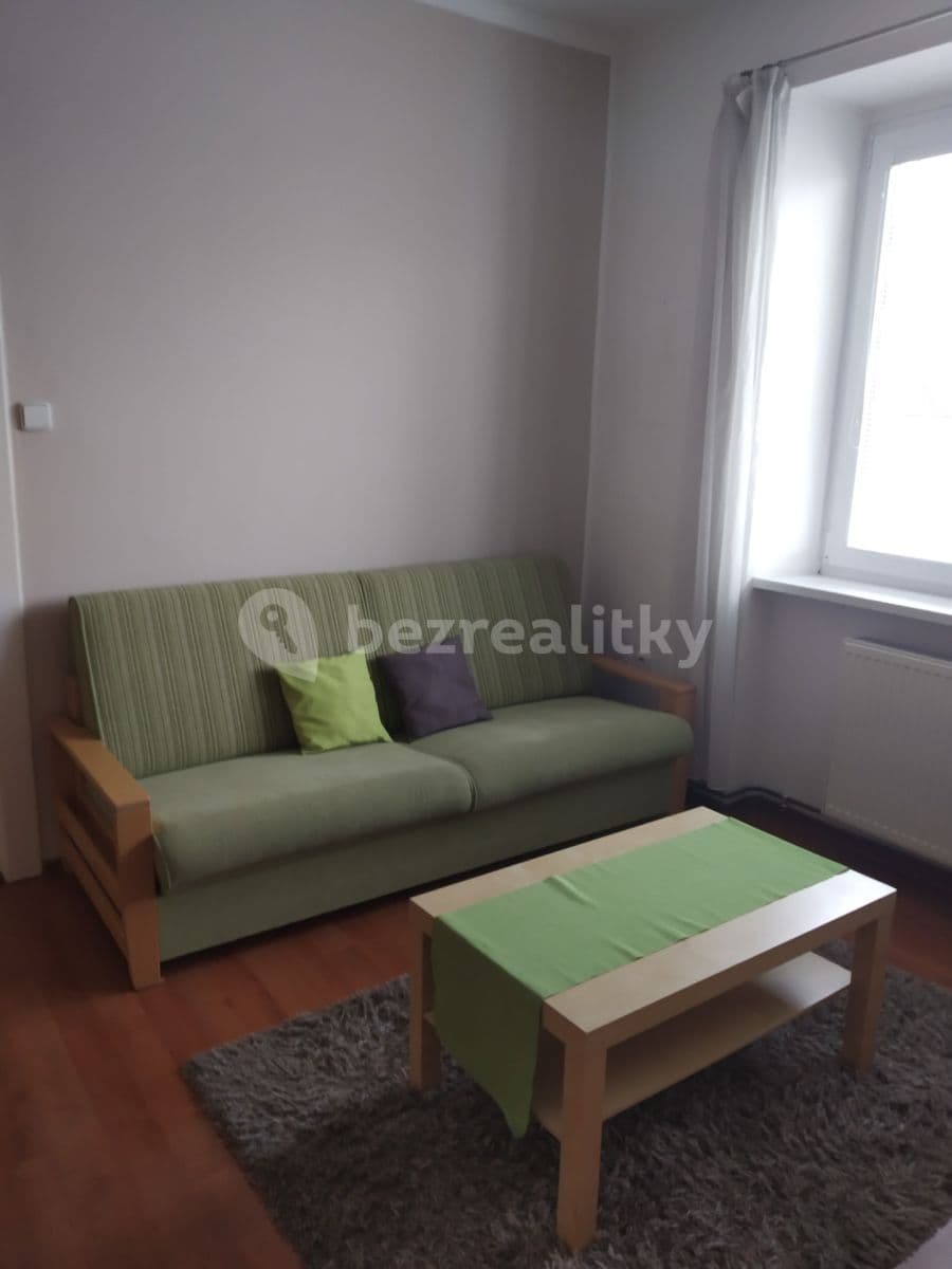 1 bedroom with open-plan kitchen flat to rent, 42 m², Dukelská, Olomouc, Olomoucký Region
