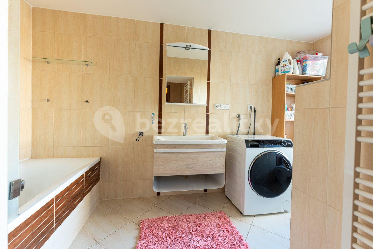 2 bedroom flat for sale, 92 m², Olomučany, Jihomoravský Region