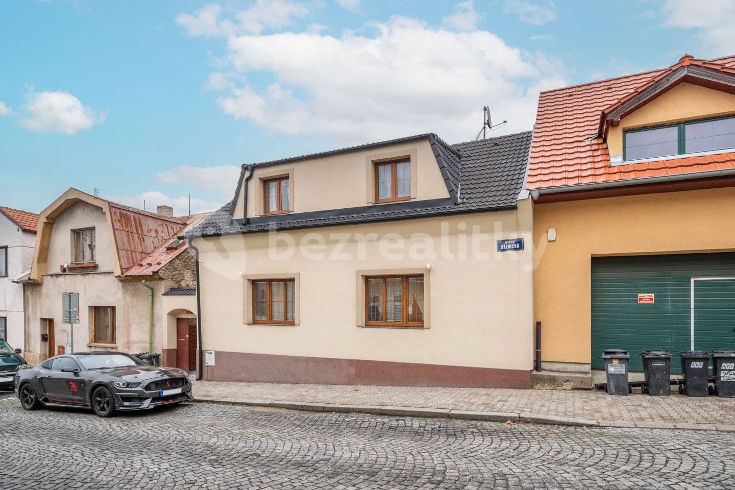 house for sale, 160 m², Dělnická, Kladno, Středočeský Region