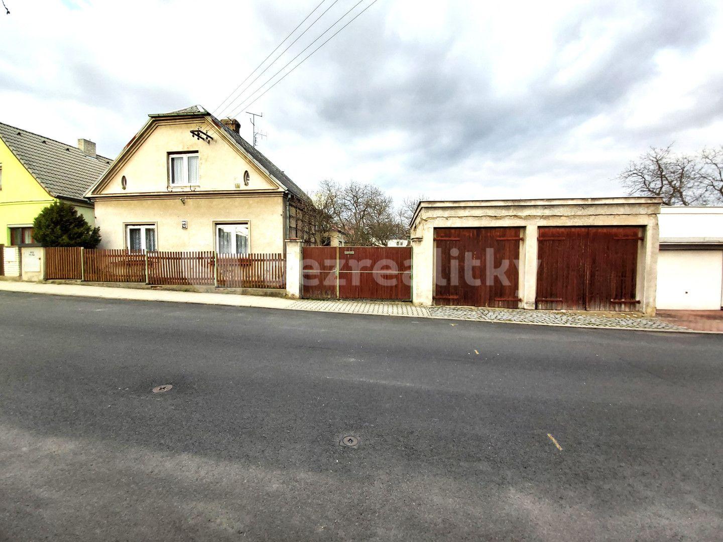 house for sale, 96 m², Boženy Němcové, Lom, Ústecký Region