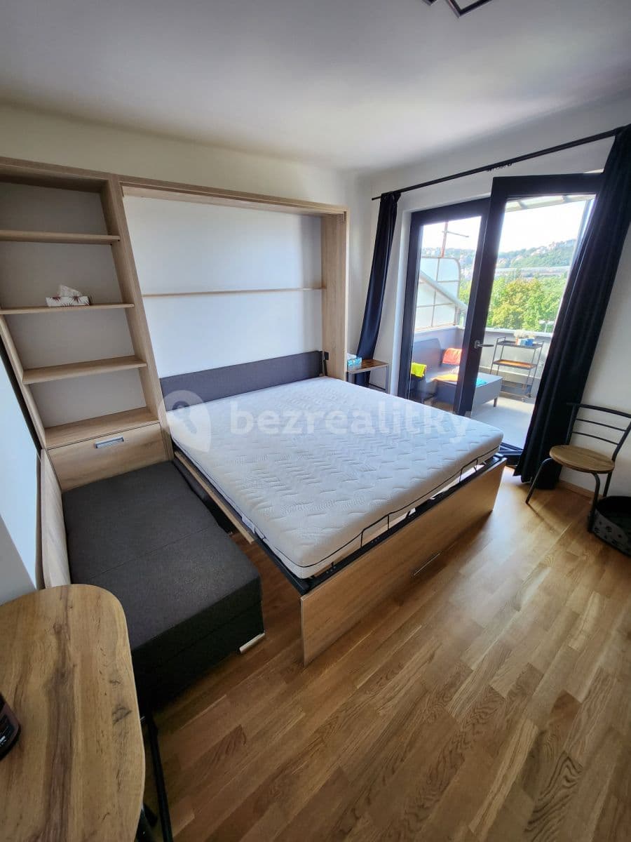1 bedroom flat to rent, 28 m², Podolská, Prague, Prague 1 bedroom flat to rent, 28 m², Podolská, Prague, Prague