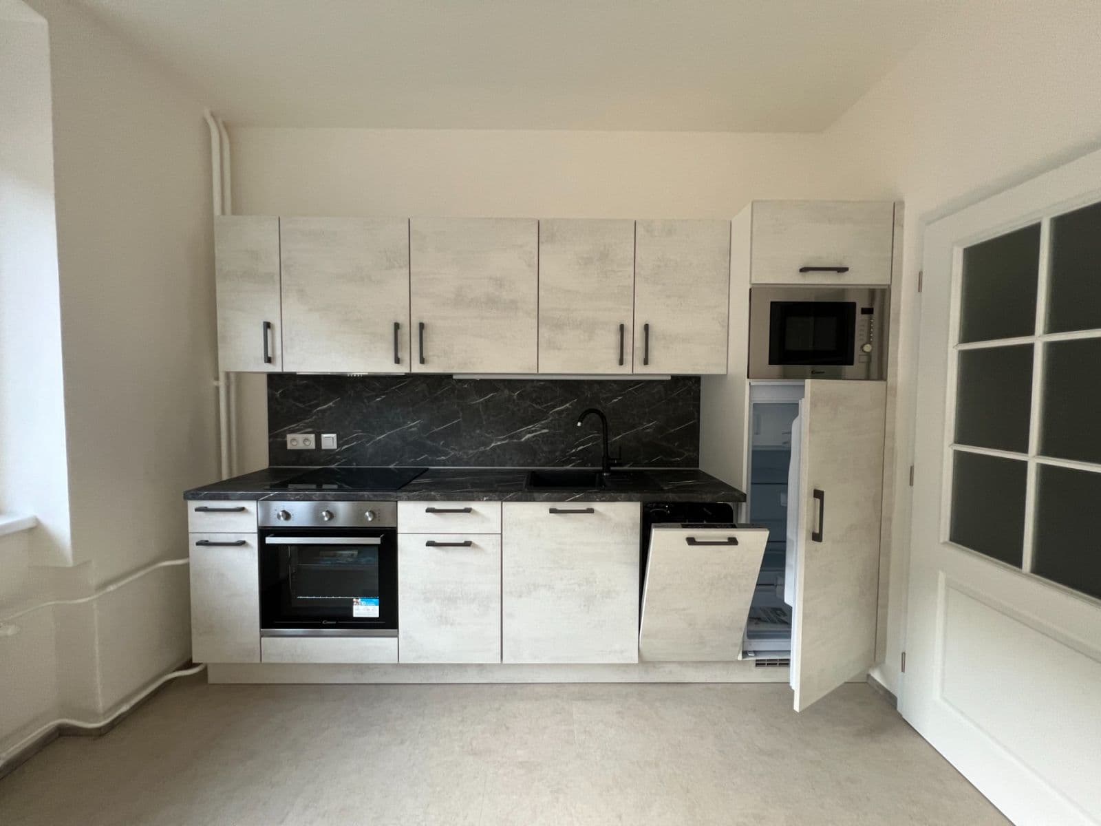 Studio flat to rent, 30 m², třída Dukelských hrdinů, Jáchymov, Karlovarský Region Studio flat to rent, 30 m², třída Dukelských hrdinů, Jáchymov, Karlovarský Region