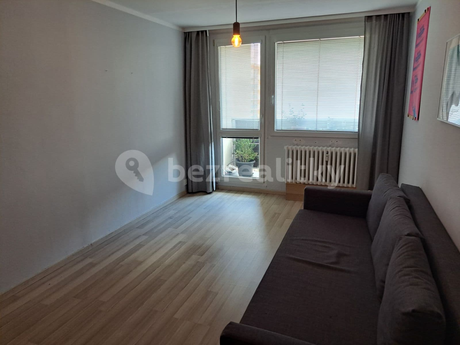 1 bedroom with open-plan kitchen flat to rent, 40 m², Svojetická, Prague, Prague 1 bedroom with open-plan kitchen flat to rent, 40 m², Svojetická, Prague, Prague