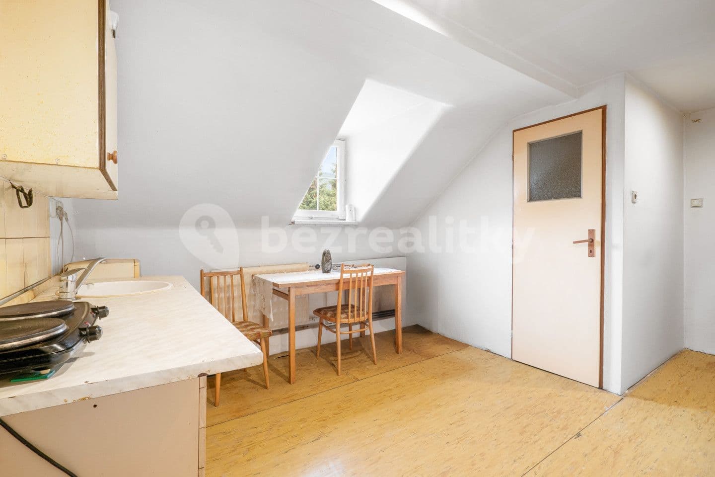 1 bedroom flat for sale, 29 m², Velké Březno, Ústecký Region