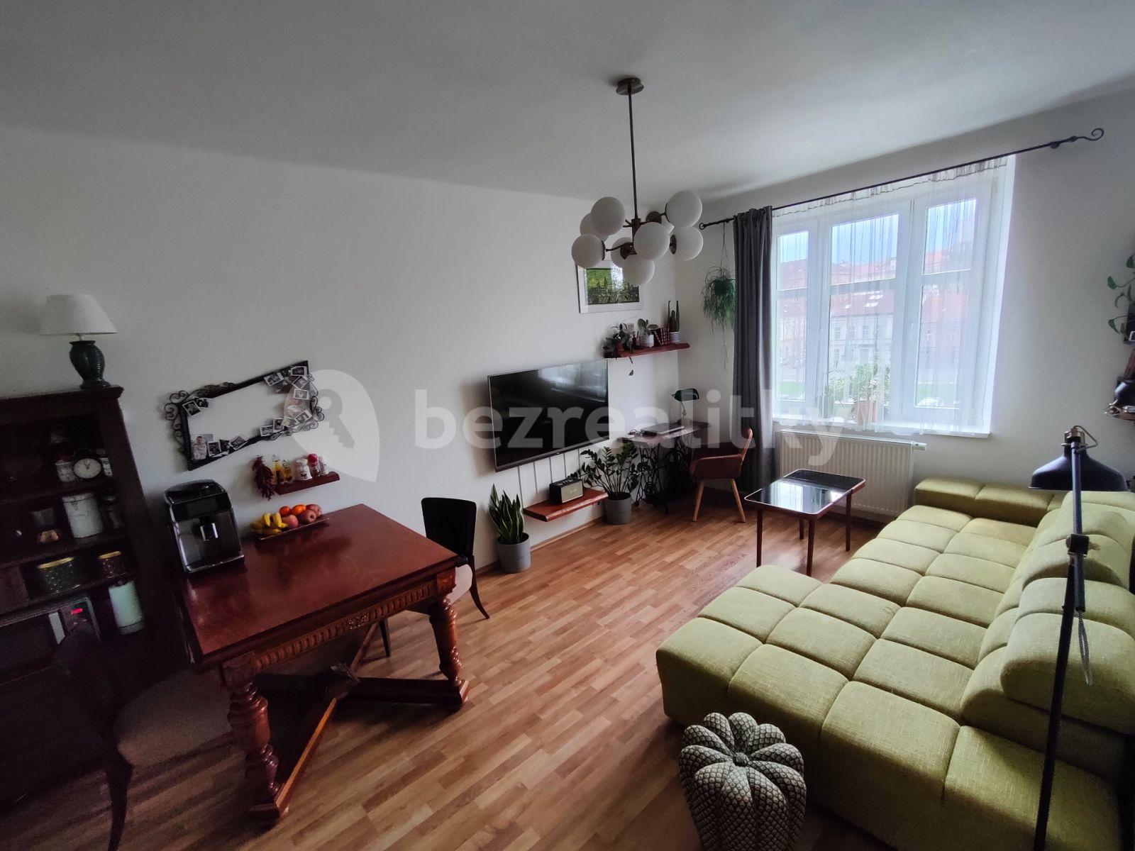 2 bedroom with open-plan kitchen flat for sale, 65 m², Vosmíkových, Prague, Prague