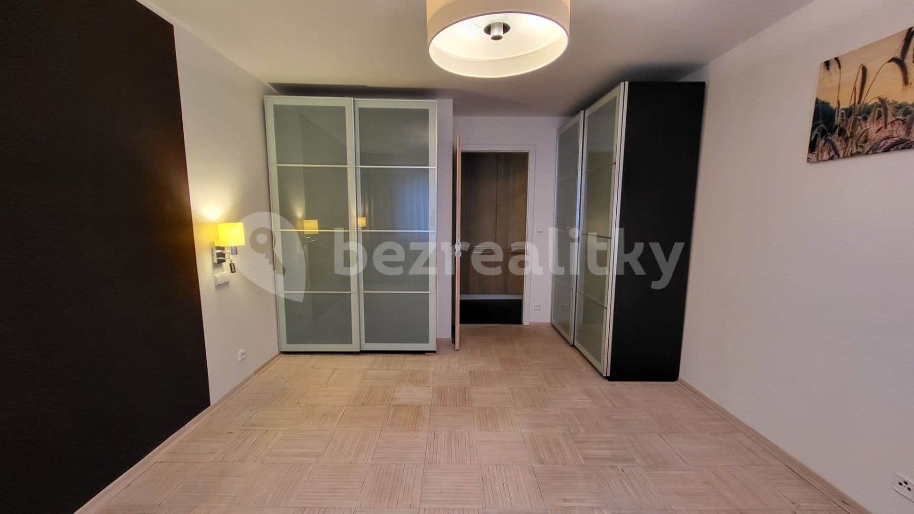1 bedroom with open-plan kitchen flat to rent, 66 m², Herálecká Ⅳ, Prague, Prague 1 bedroom with open-plan kitchen flat to rent, 66 m², Herálecká Ⅳ, Prague, Prague