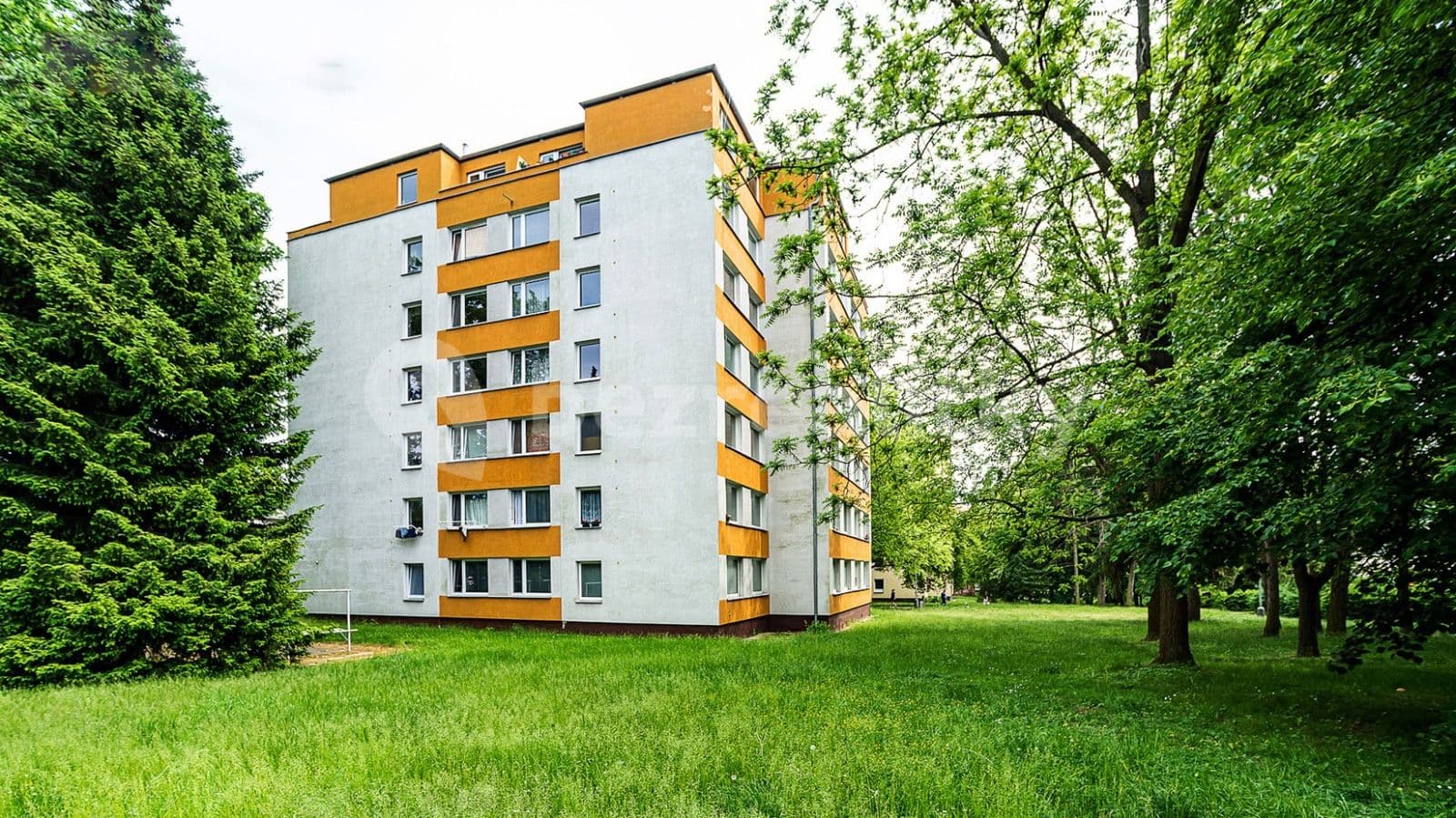 1 bedroom with open-plan kitchen flat to rent, 50 m², Kubíkova, Prague, Prague 1 bedroom with open-plan kitchen flat to rent, 50 m², Kubíkova, Prague, Prague