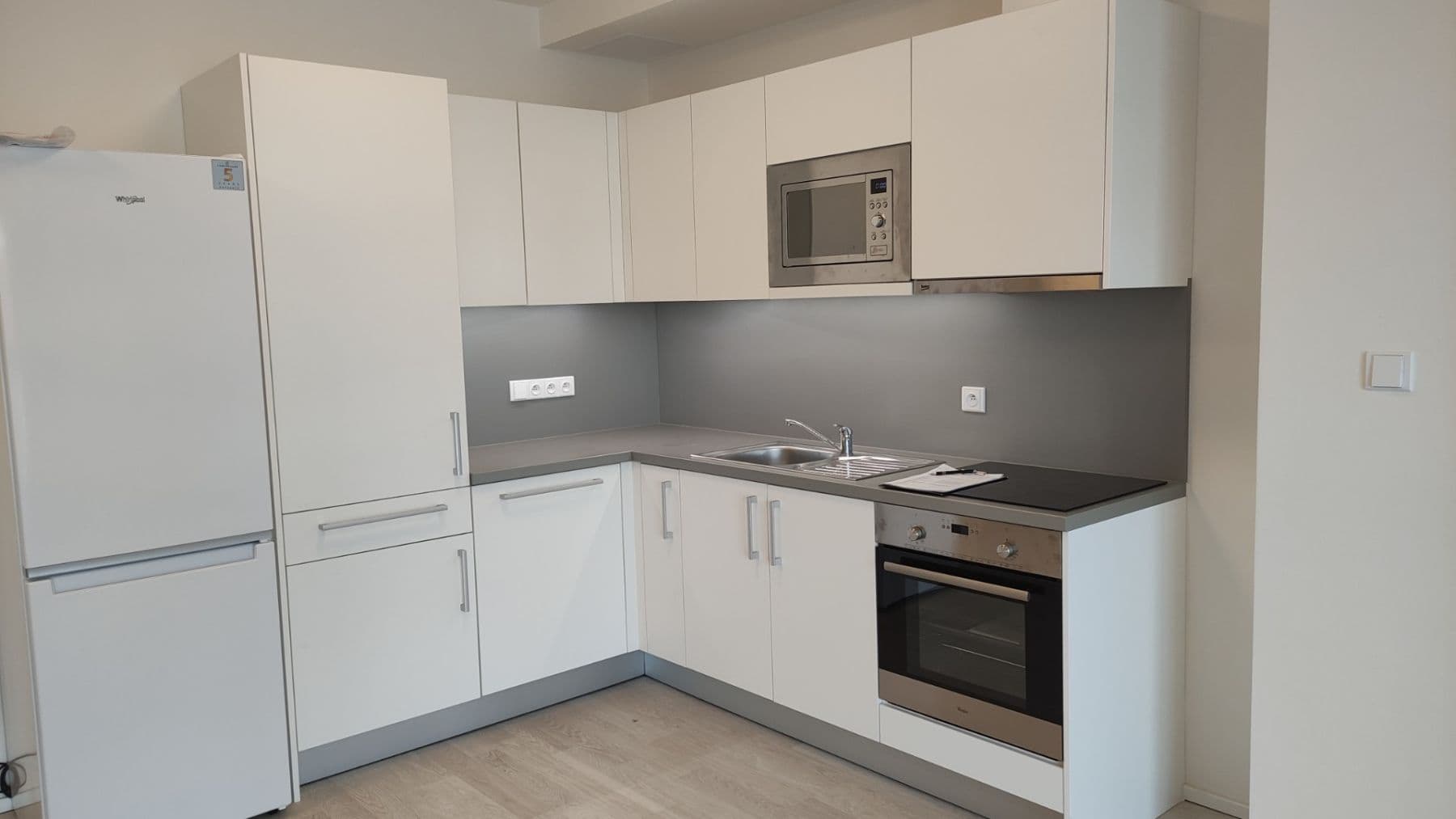 1 bedroom with open-plan kitchen flat to rent, 53 m², Přízova, Brno, Jihomoravský Region 1 bedroom with open-plan kitchen flat to rent, 53 m², Přízova, Brno, Jihomoravský Region