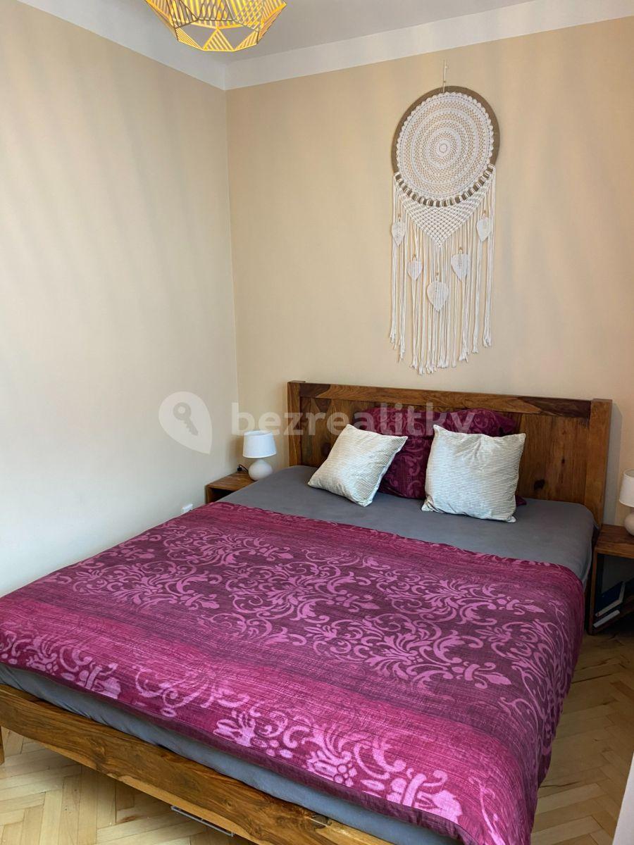 3 bedroom flat for sale, 63 m², Kovářská, Prague, Prague
