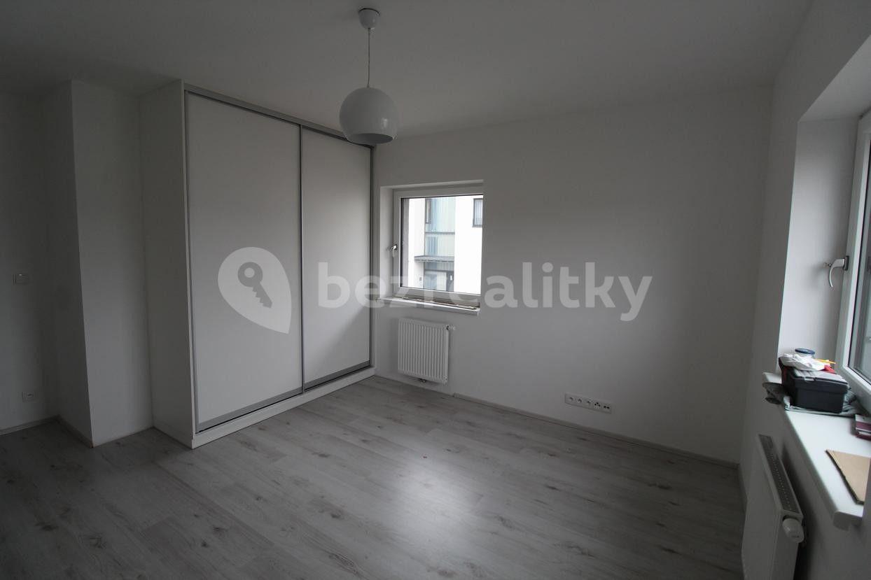 1 bedroom with open-plan kitchen flat to rent, 51 m², Vašíčkova, Kladno, Středočeský Region