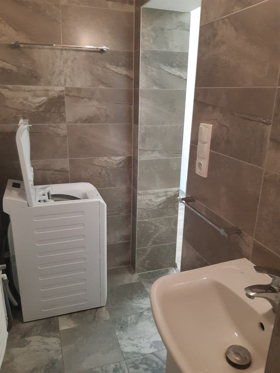 1 bedroom flat to rent, 50 m², Hrozňatova, Brno, Jihomoravský Region 1 bedroom flat to rent, 50 m², Hrozňatova, Brno, Jihomoravský Region