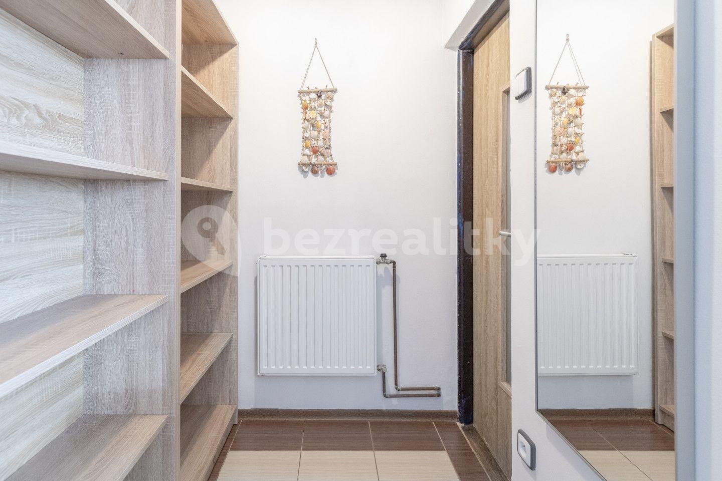 3 bedroom flat for sale, 68 m², Mankovice, Moravskoslezský Region