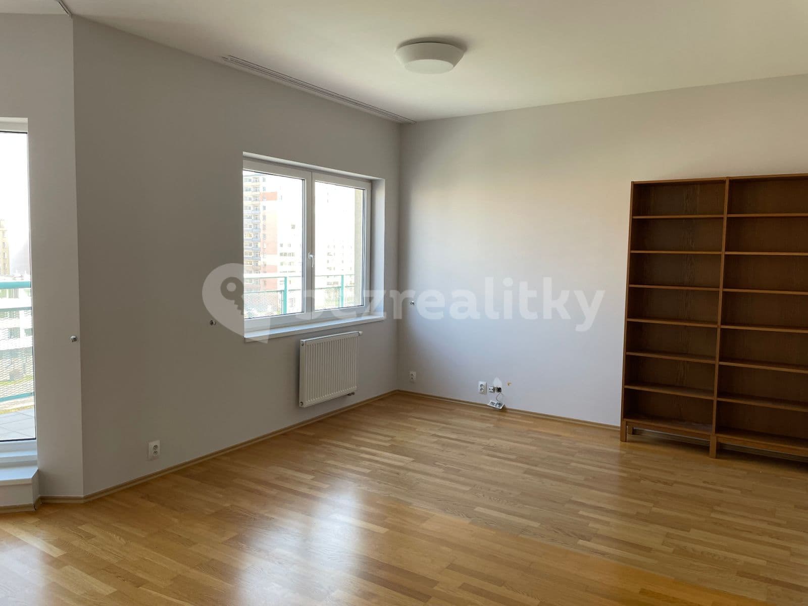 2 bedroom with open-plan kitchen flat to rent, 85 m², Tupolevova, Prague, Prague 2 bedroom with open-plan kitchen flat to rent, 85 m², Tupolevova, Prague, Prague