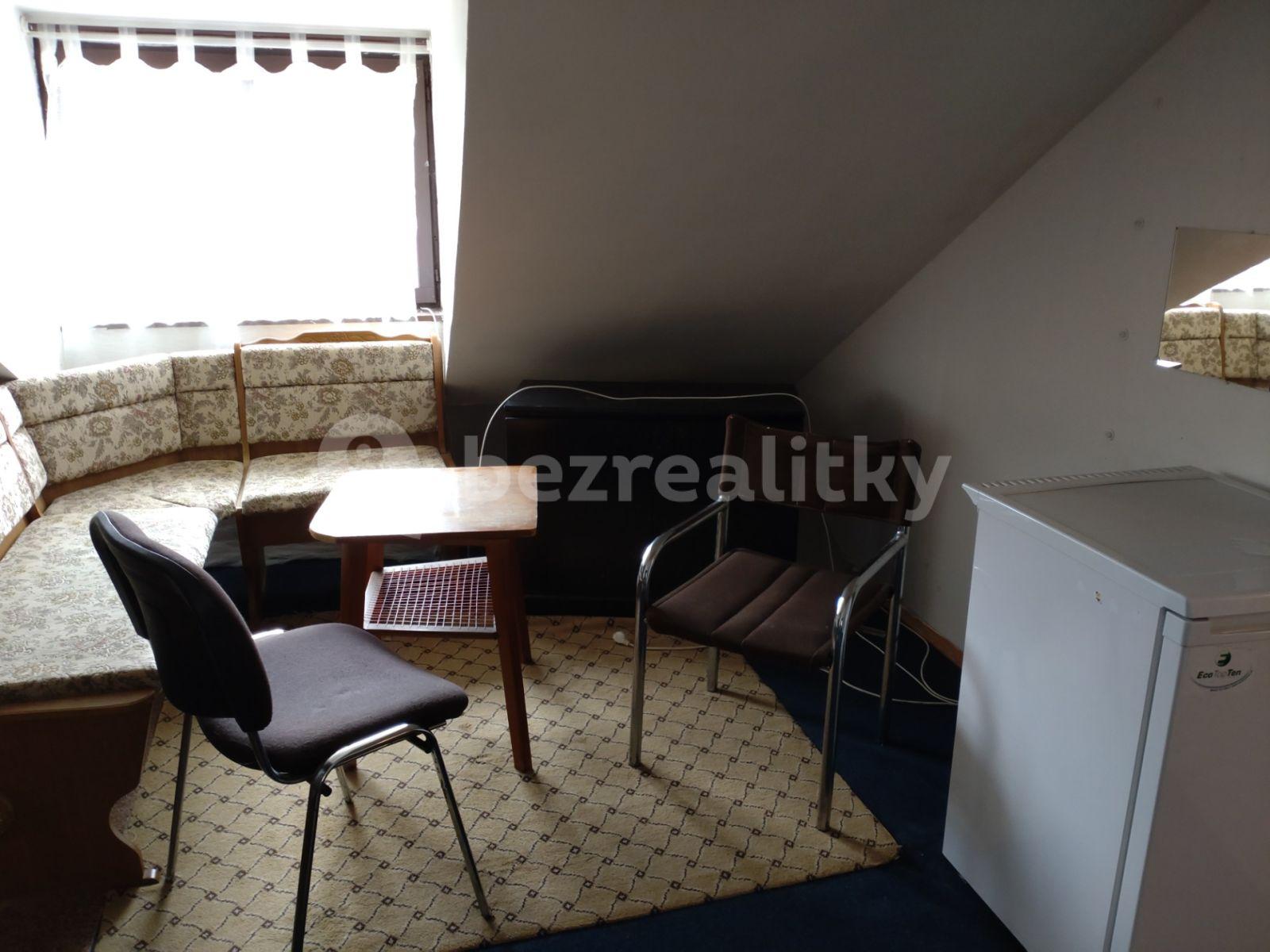 Studio flat to rent, 40 m², Dalejská, Prague, Prague
