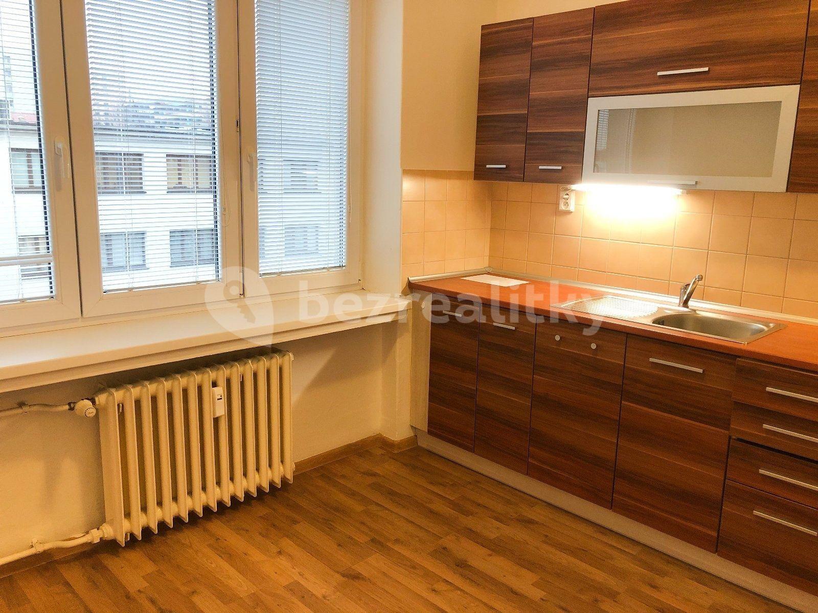 3 bedroom flat to rent, 72 m², Hrušovská, Ostrava, Moravskoslezský Region
