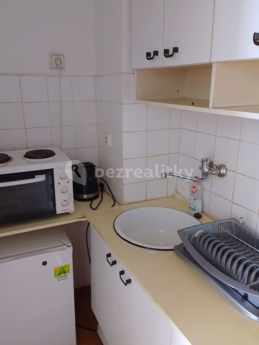 Studio flat to rent, 30 m², Haštalská, Prague, Prague Studio flat to rent, 30 m², Haštalská, Prague, Prague