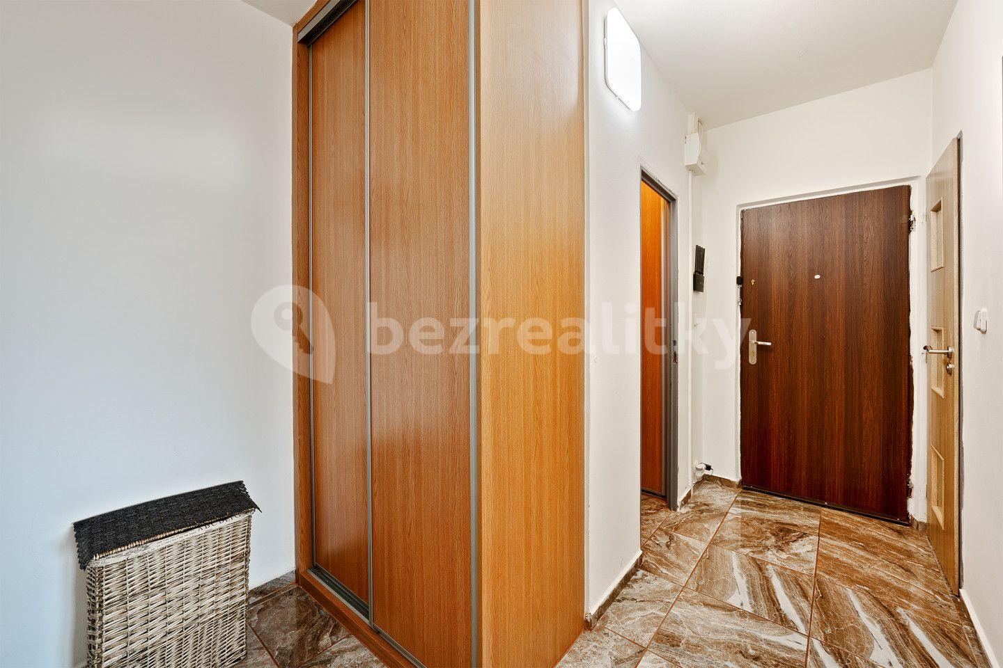 3 bedroom flat for sale, 63 m², Školní náměstí, Hostomice, Ústecký Region