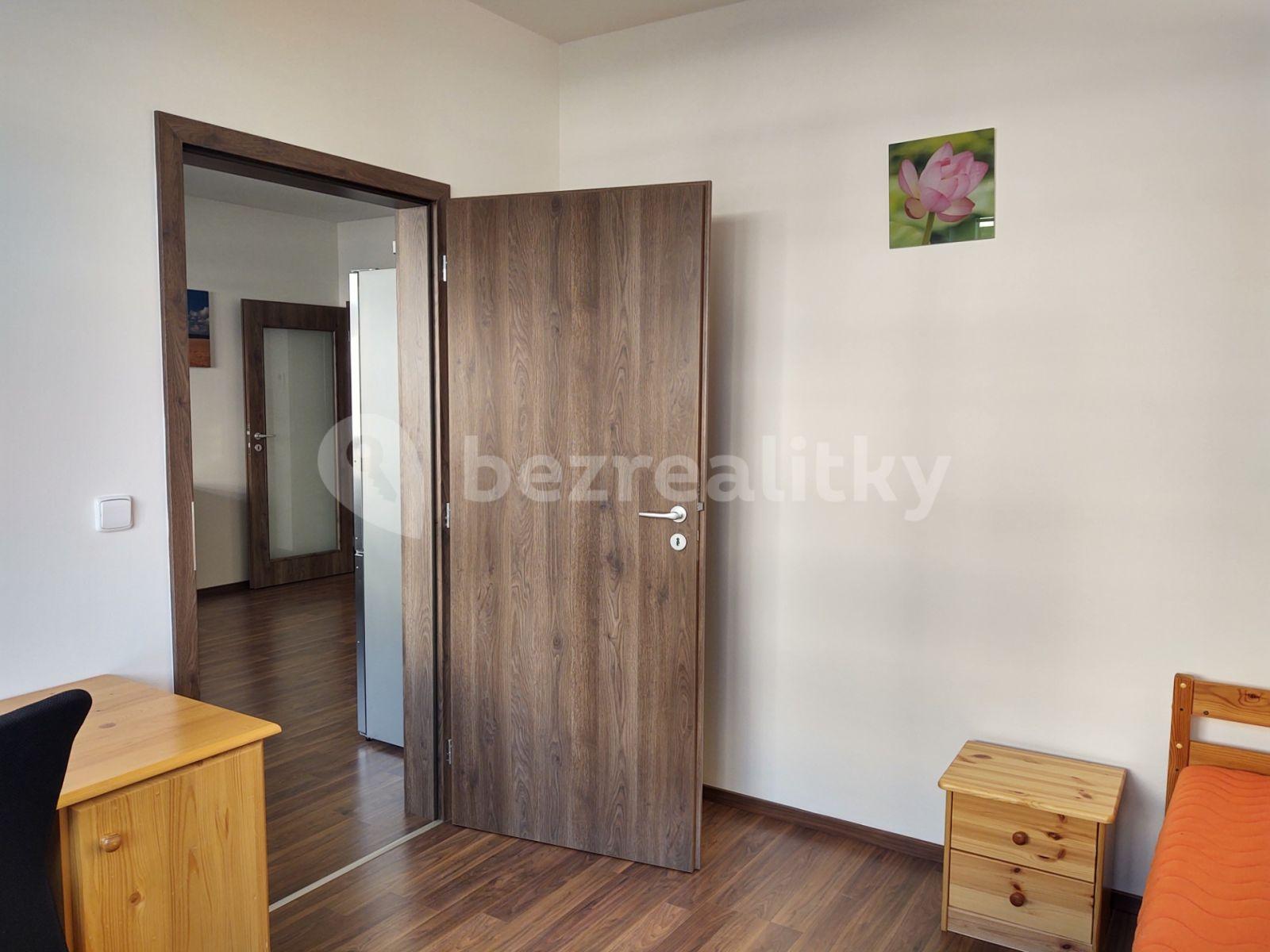 3 bedroom with open-plan kitchen flat to rent, 78 m², Oty Bubeníčka, Prague, Prague
