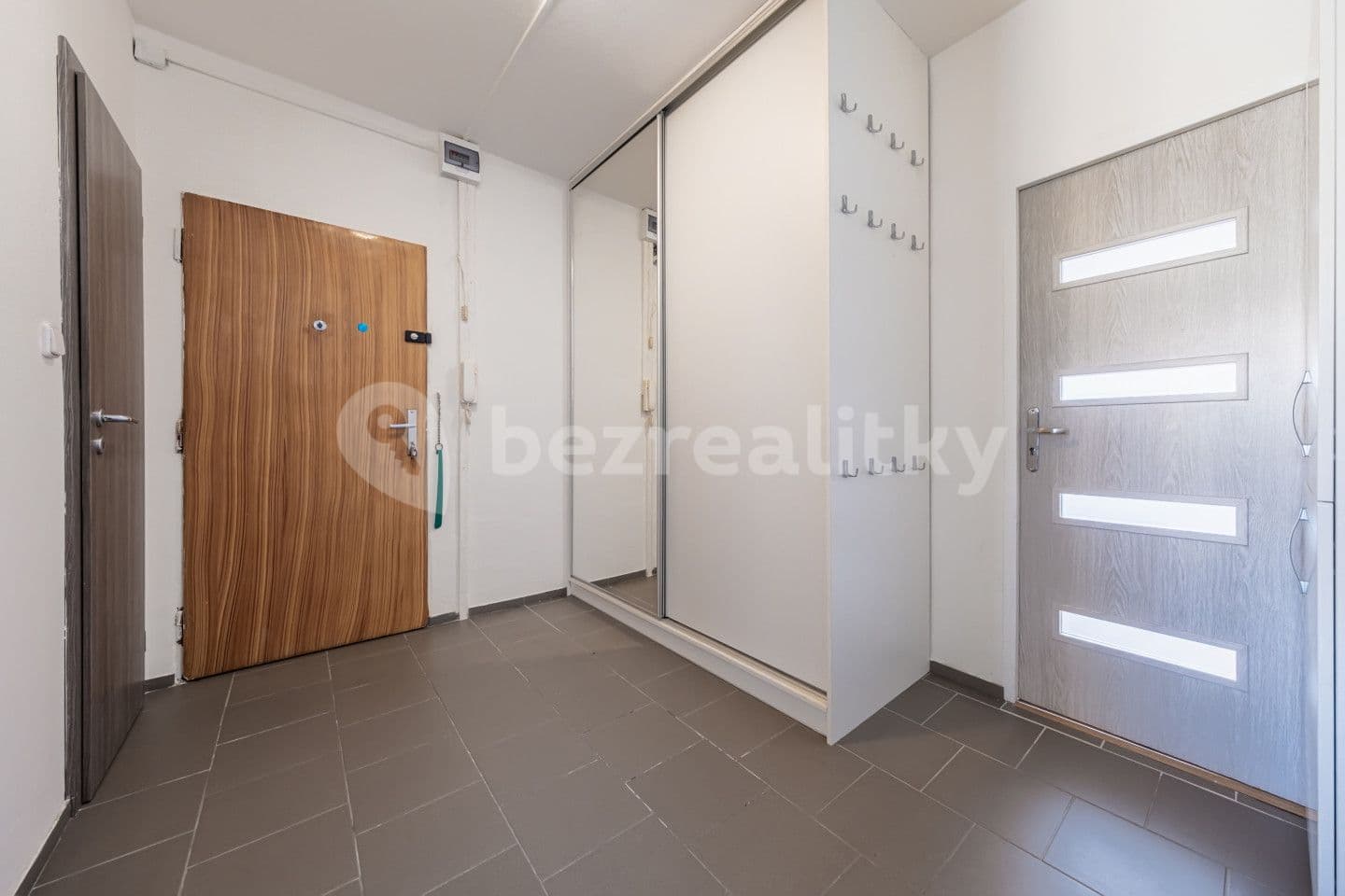 2 bedroom flat for sale, 62 m², Kostnická, Chomutov, Ústecký Region