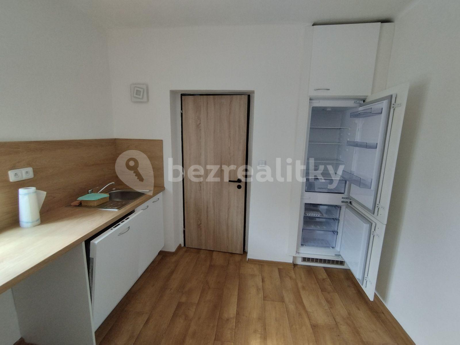 house to rent, 110 m², Hwiezdoslavova, Rakovník, Středočeský Region