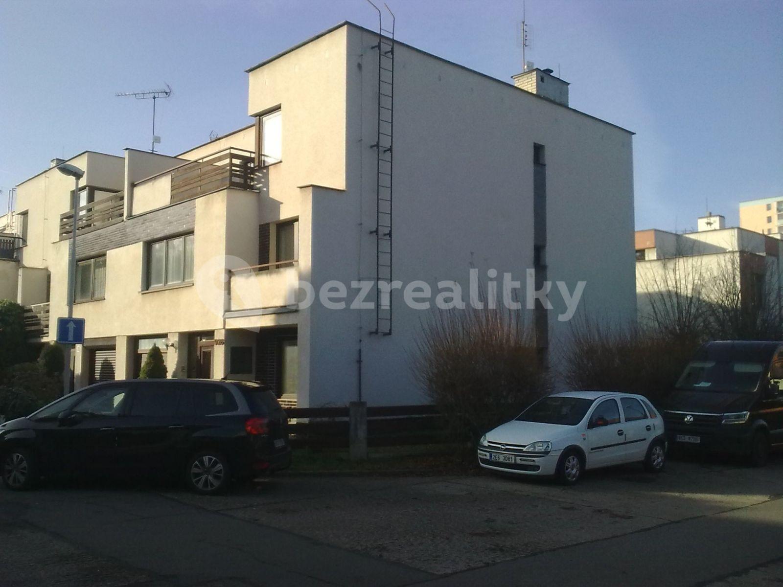 house for sale, 237 m², Bartoňova, Pardubice, Pardubický Region