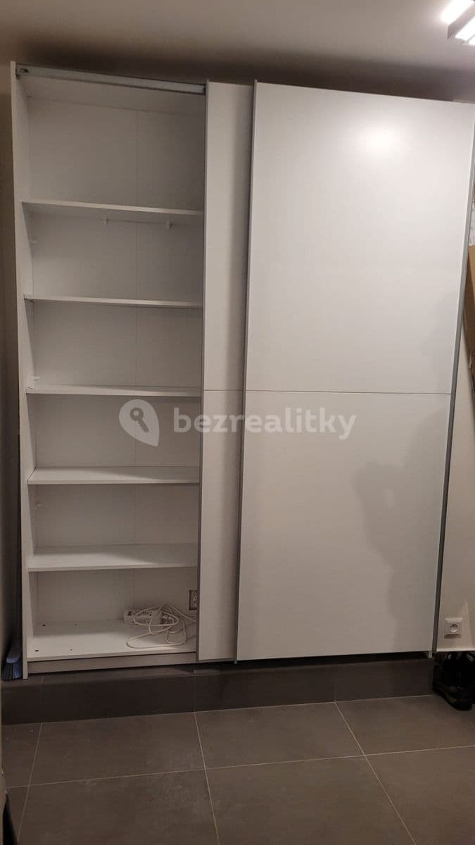 1 bedroom with open-plan kitchen flat to rent, 50 m², Podkrušnohorská, Litvínov, Ústecký Region 1 bedroom with open-plan kitchen flat to rent, 50 m², Podkrušnohorská, Litvínov, Ústecký Region